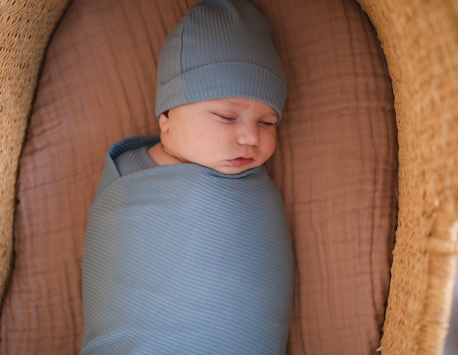 Bamboo Stretch Swaddle - Arona Blue Ribbed - Harp Angel Boutique