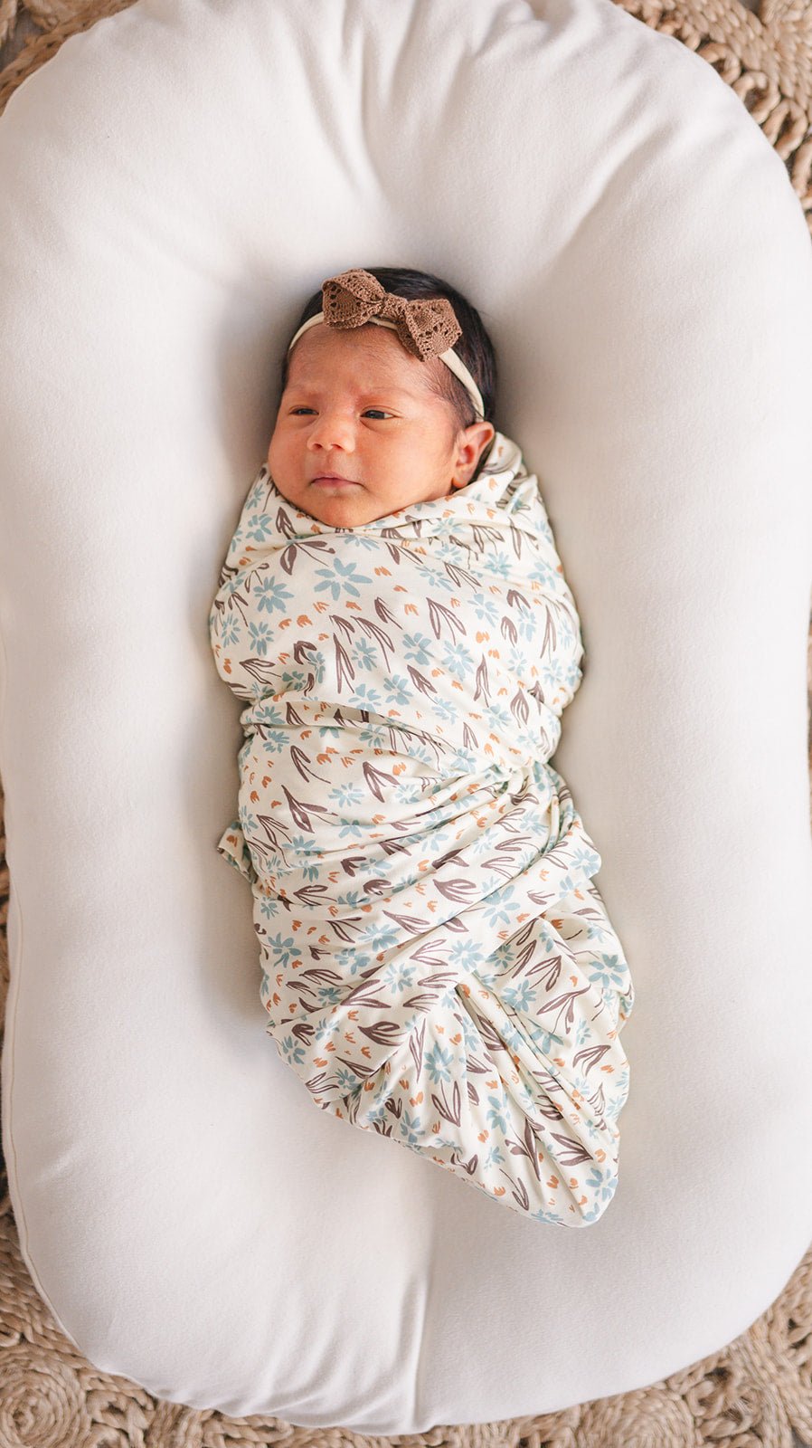 Bamboo Stretch Swaddle - La La Floral - Harp Angel Boutique