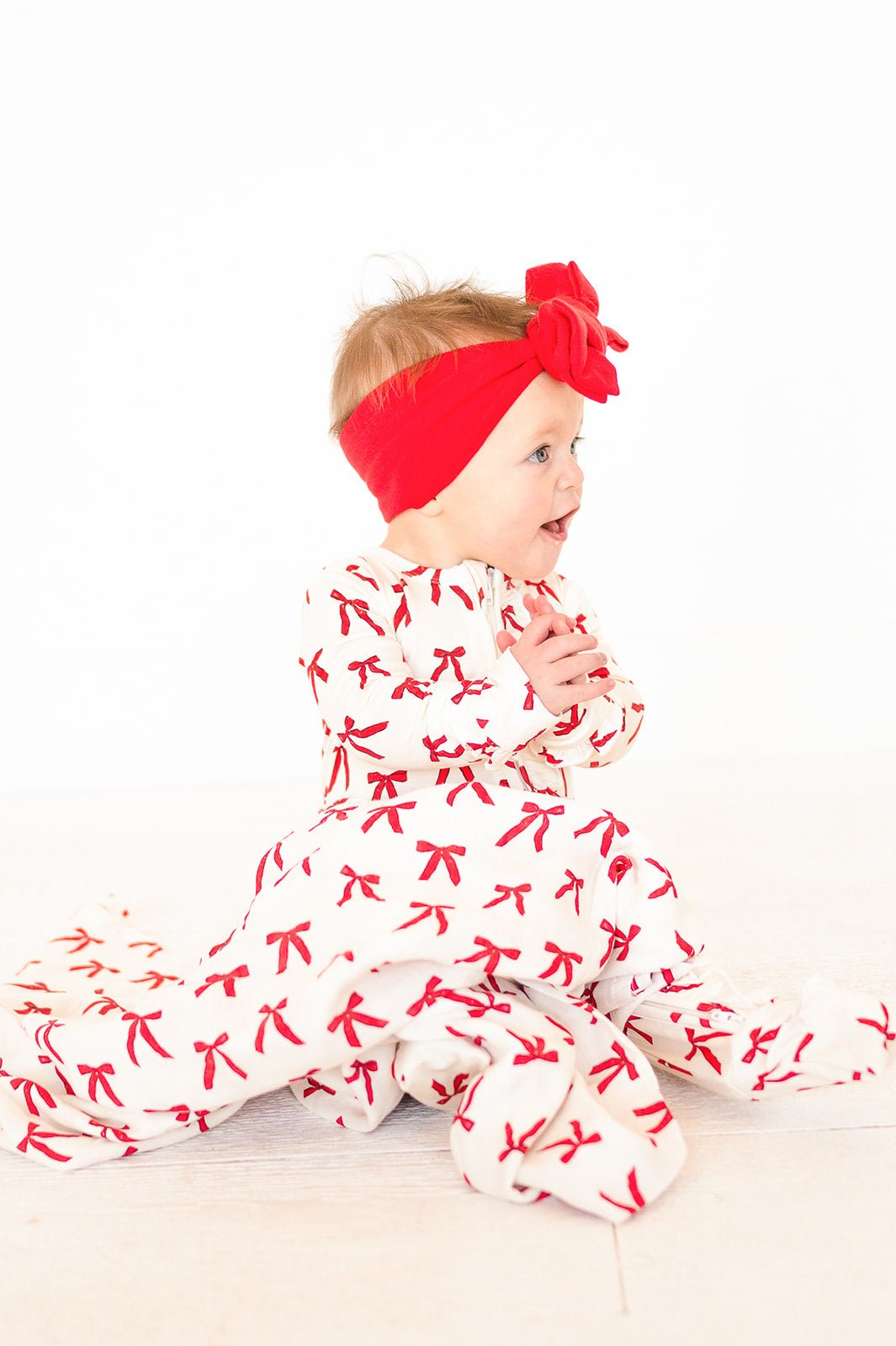 Muslin Swaddle Blanket - Red Bows - Harp Angel Boutique