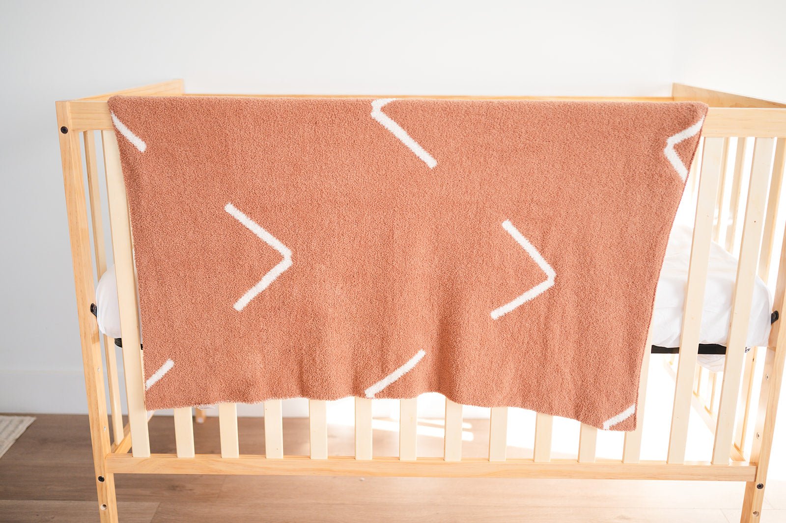 Arrow Blanket - Caramel/Cream - Harp Angel Boutique