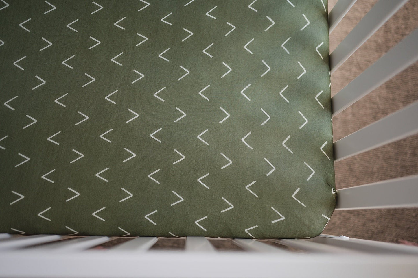 Bamboo Premium Fitted Crib Sheet - Green Arrow - Harp Angel Boutique