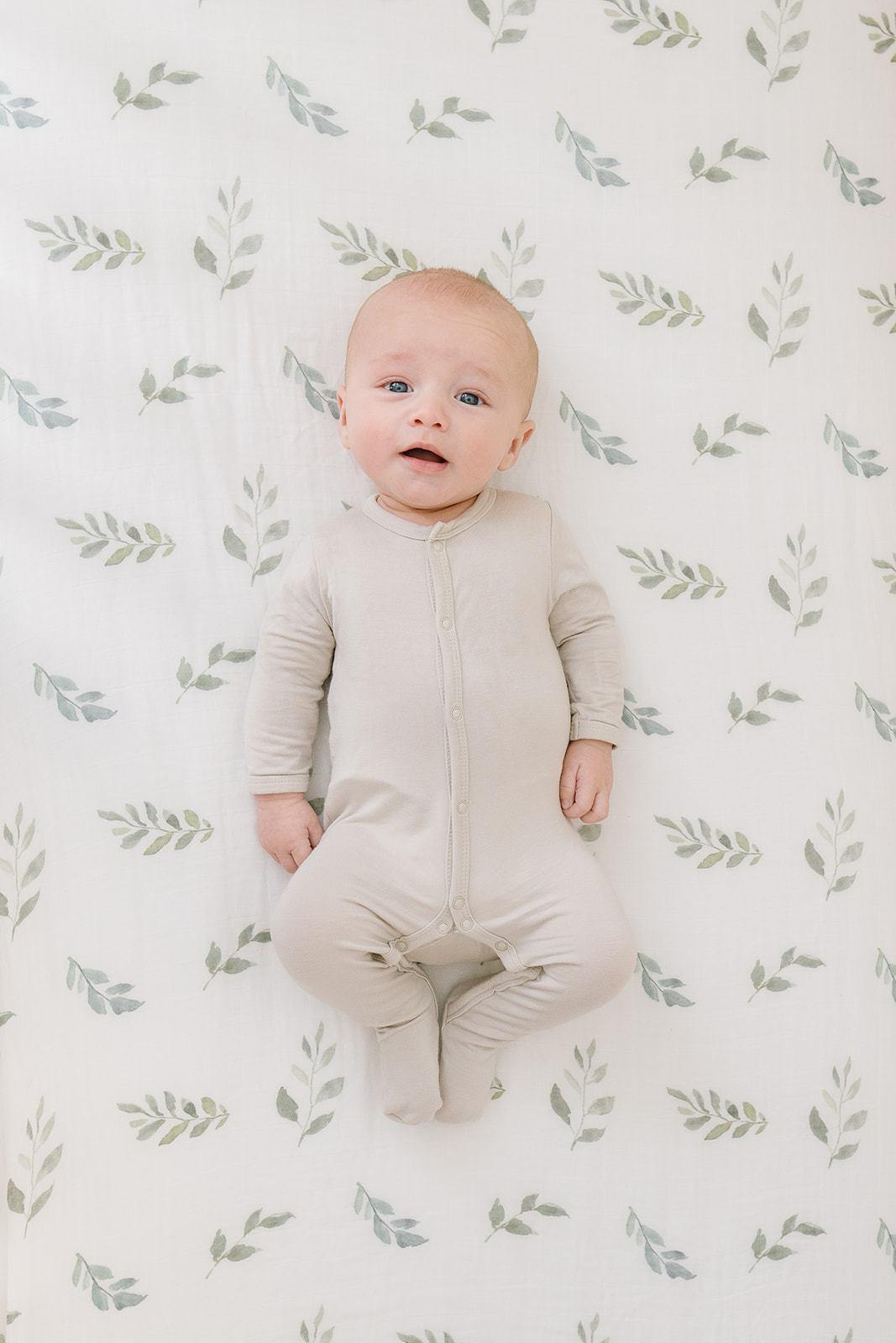 Bamboo Premium Fitted Crib Sheet - Green Leaves - Harp Angel Boutique