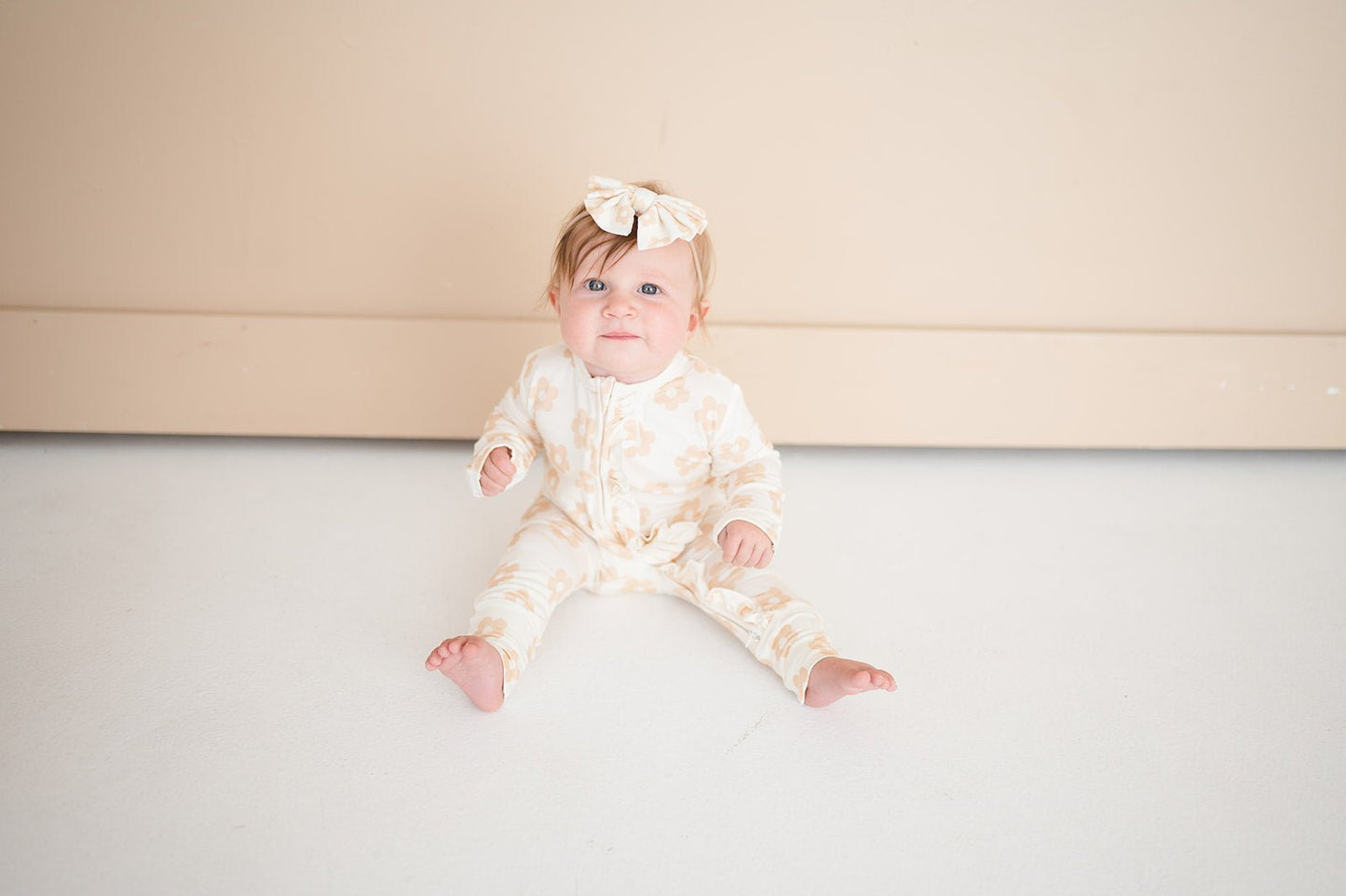 Blush Daisy Knot Bow Headband - Harp Angel Boutique