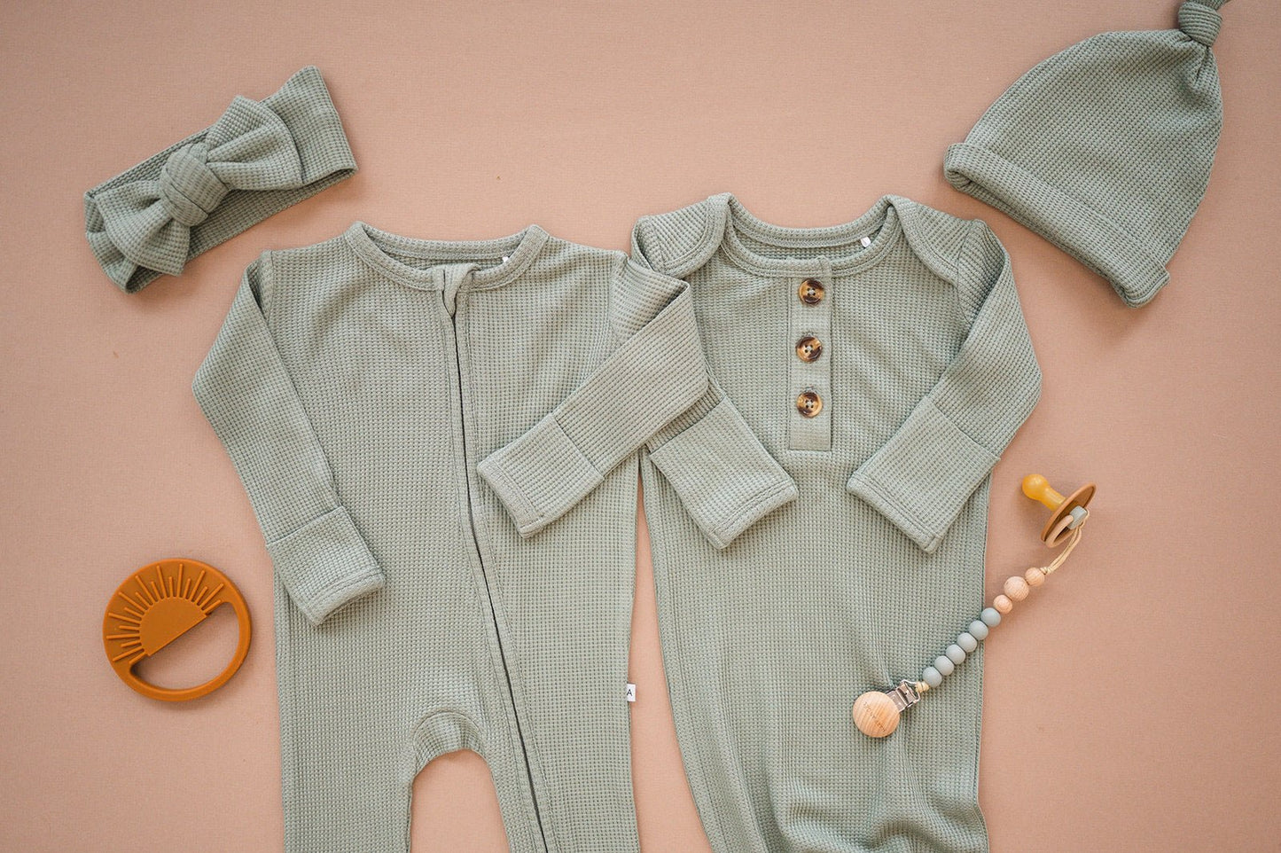 Pacifier Clip Harper (Sage) - Harp Angel Boutique