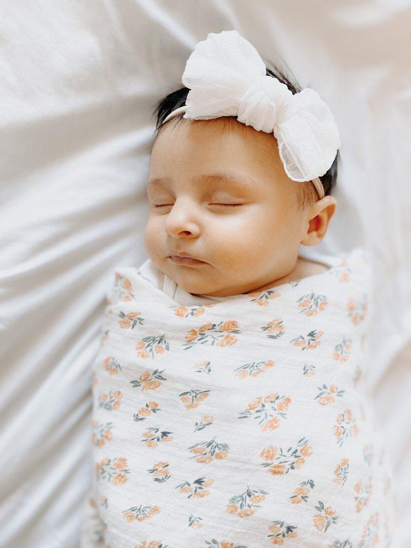 White Chiffon Knot Baby Bow Headband - Harp Angel Boutique