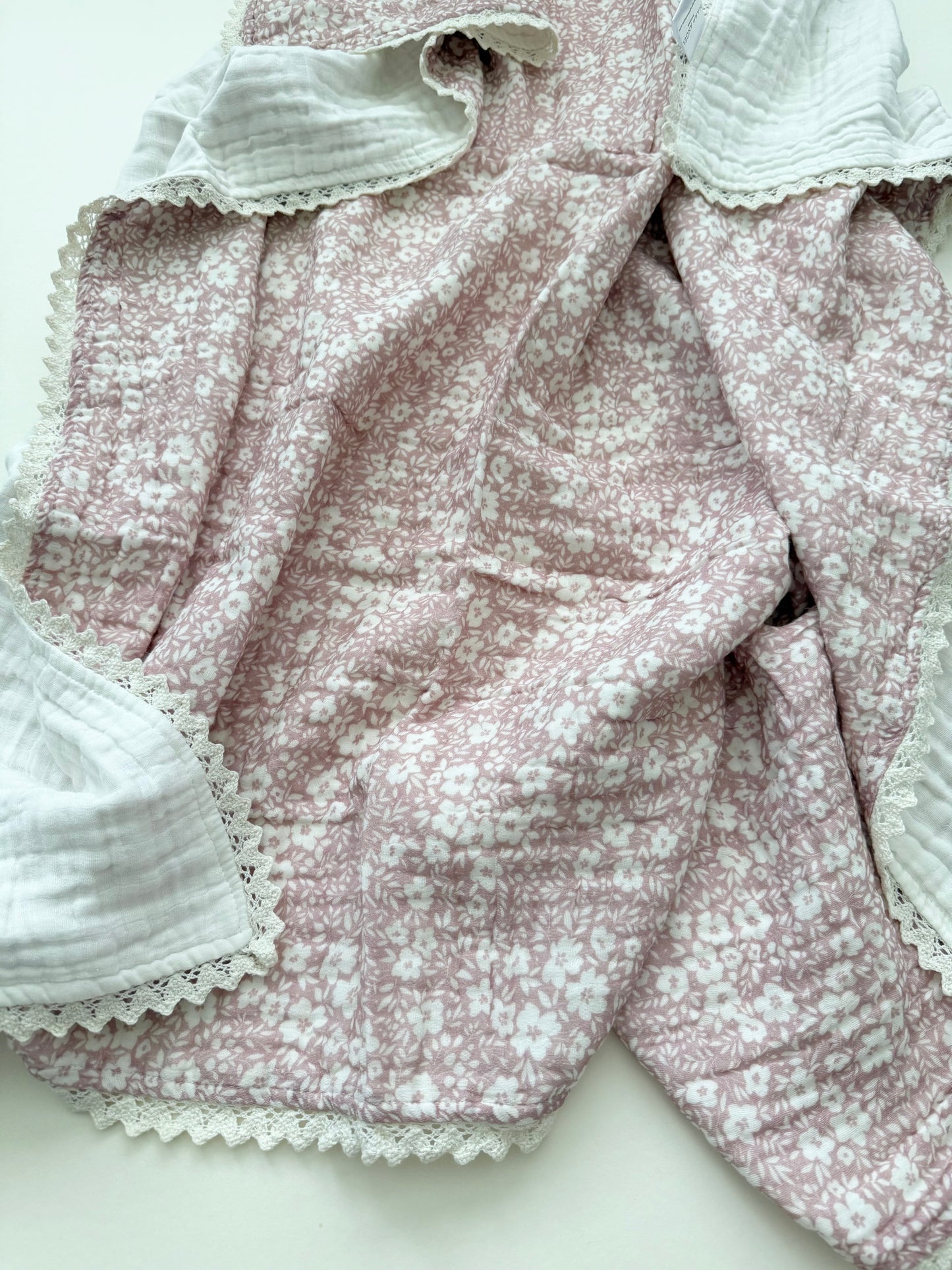 Muslin 6-Layer Blanket - Mauve Bloom Lace