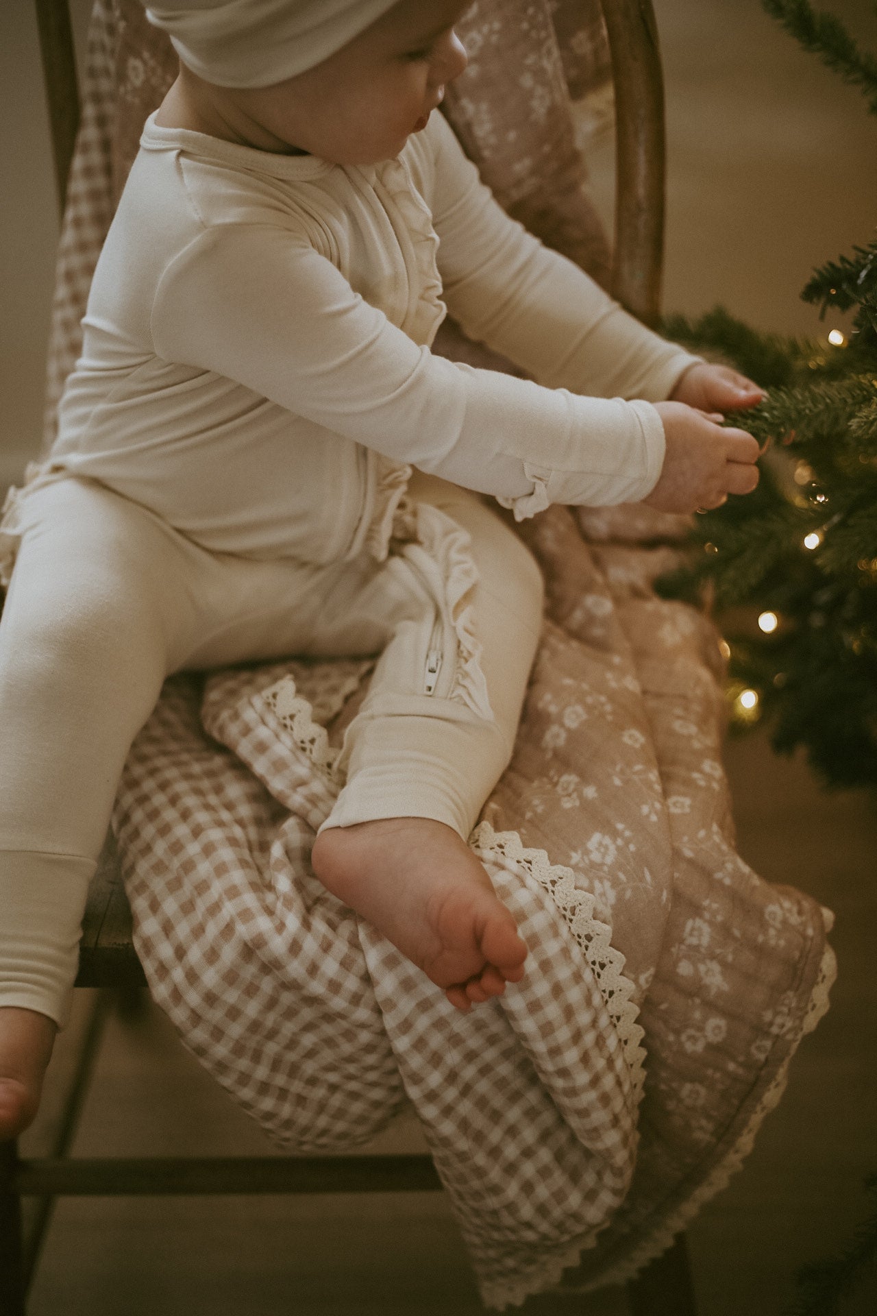 Organic Muslin 6 - Layer Blanket - Sweet Pea Lace - Harp Angel Boutique