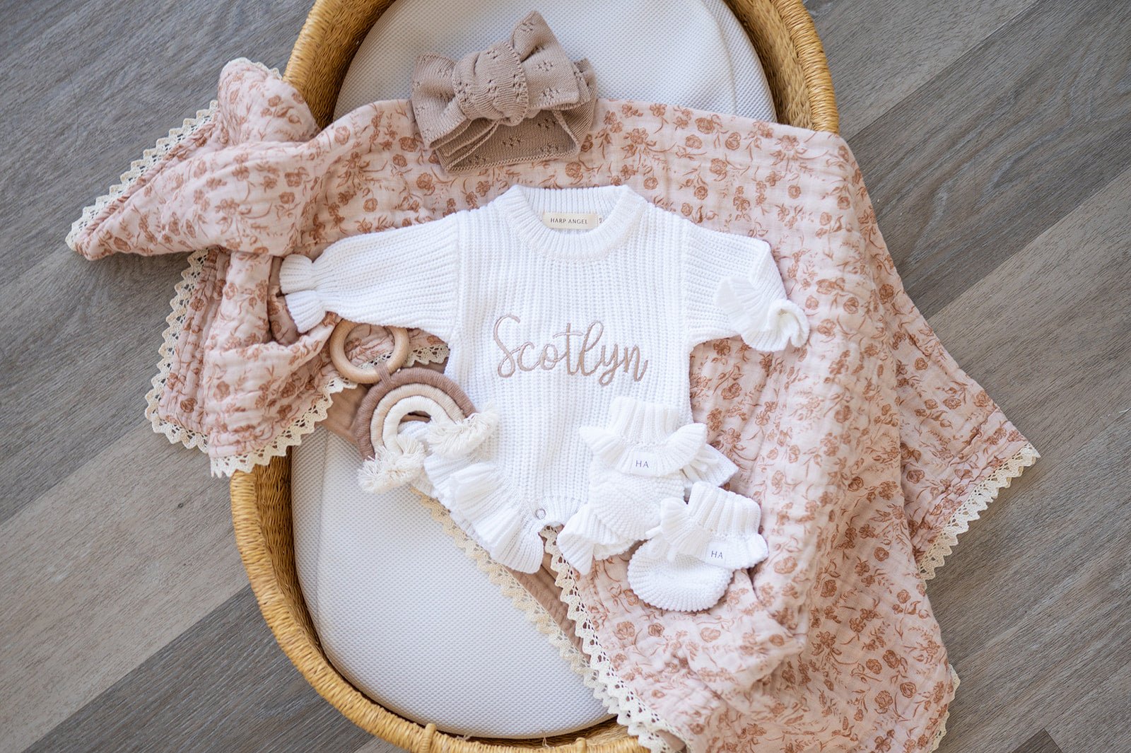 Vintage Floral Lace Organic Muslin 6-Layer Blanket - Harp Angel Boutique