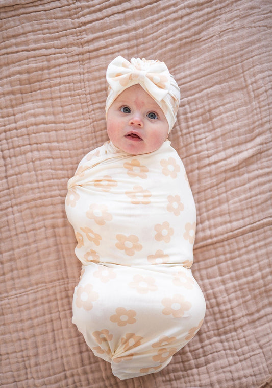 Bamboo Stretch Swaddle - Blush Daisy - Harp Angel Boutique