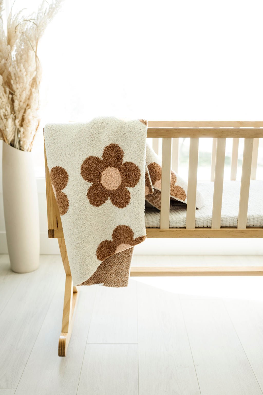 Daisy Caramel and Pink Knit Blanket | Soft & Cozy Baby Blanket - Harp ...